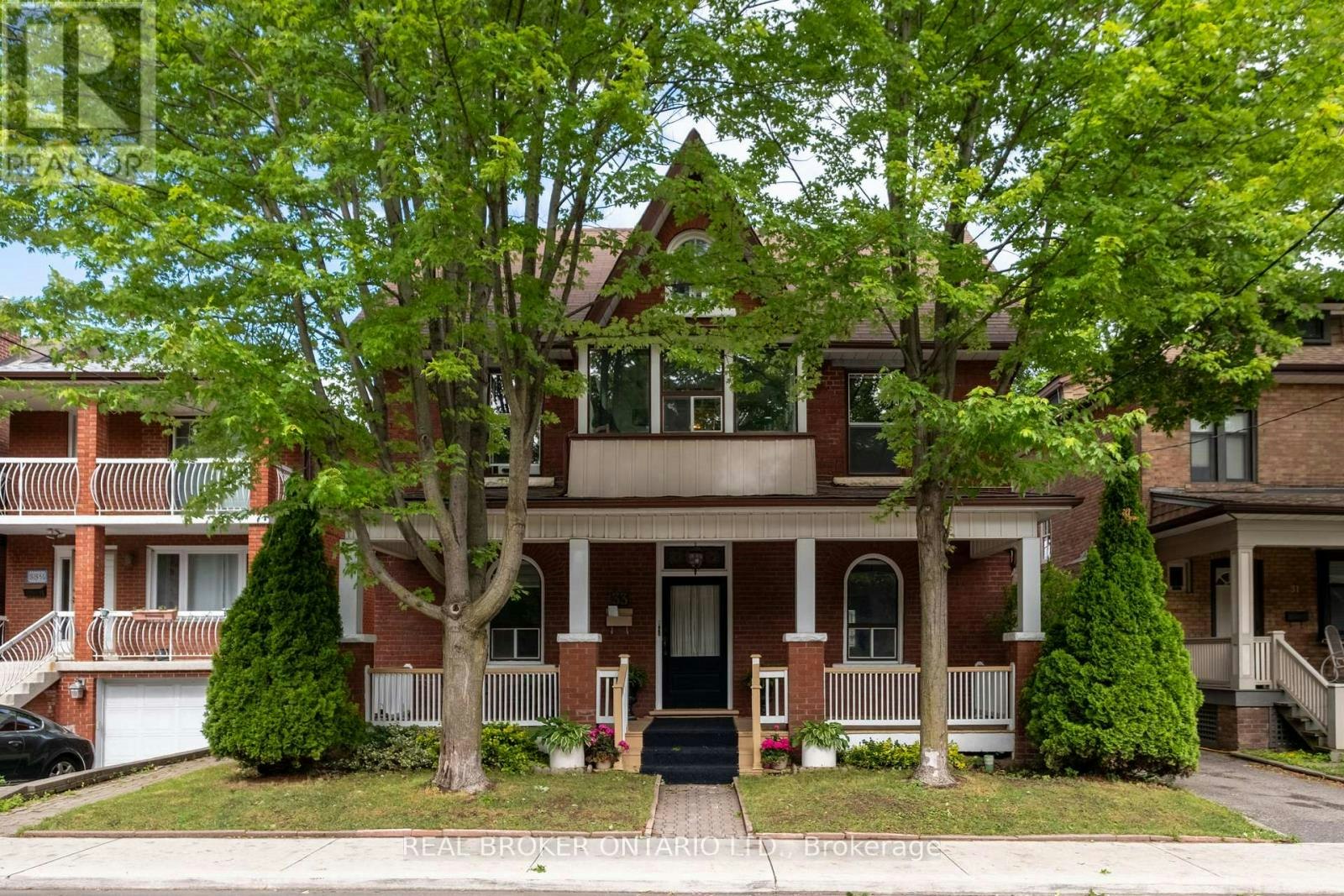 33 Atlas Avenue, Toronto, ON, M6C 3N8
