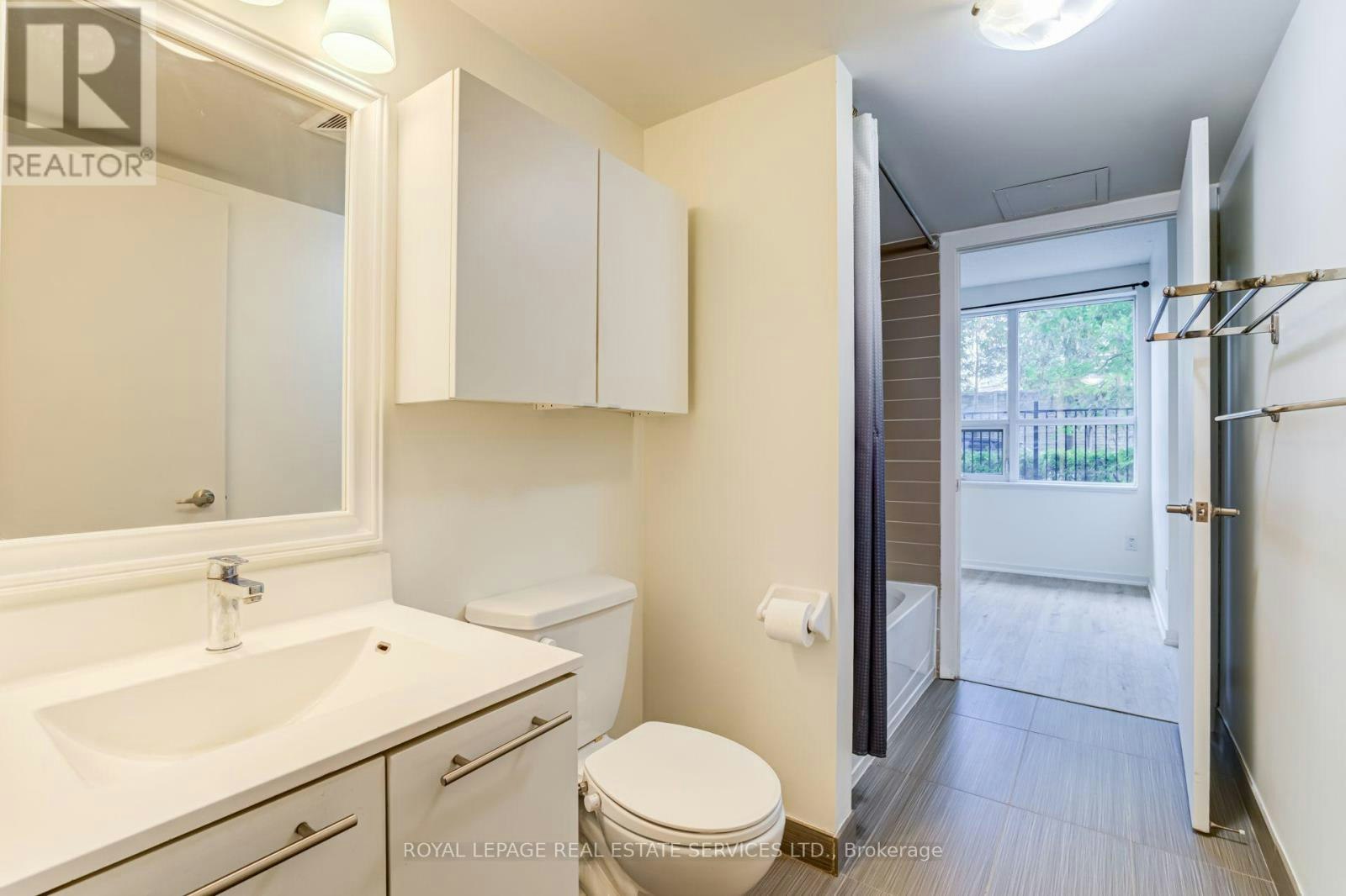 107-38 Joe Shuster Way, Toronto, ON, M6K 0A5 - 20