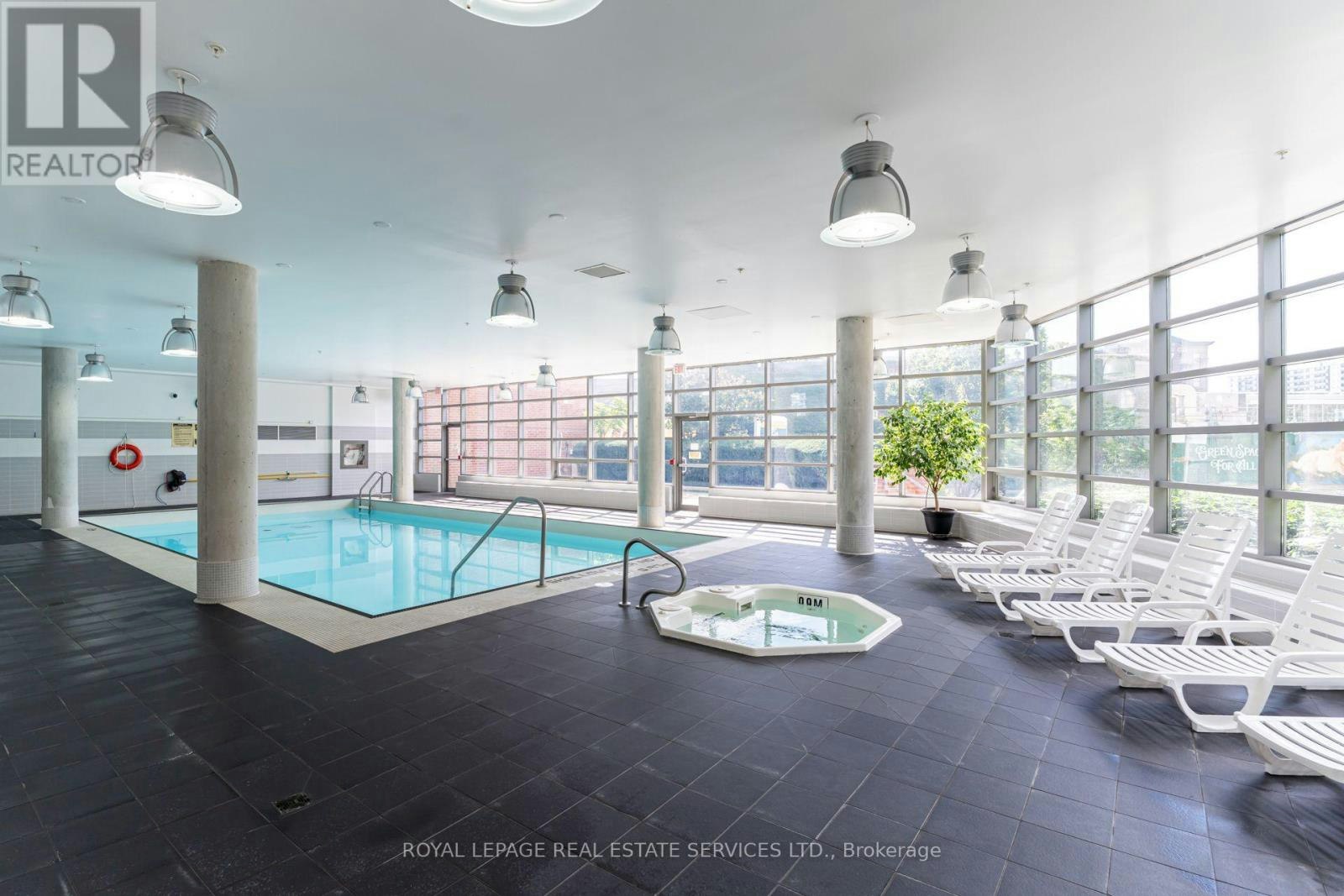 107-38 Joe Shuster Way, Toronto, ON, M6K 0A5 - 29