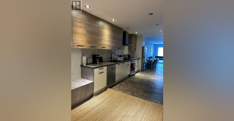 MAIN-144 Northcliffe Boulevard, Toronto, ON, M6E 3K6 - 3