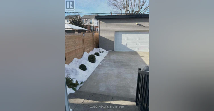 MAIN-144 Northcliffe Boulevard, Toronto, ON, M6E 3K6 - 20