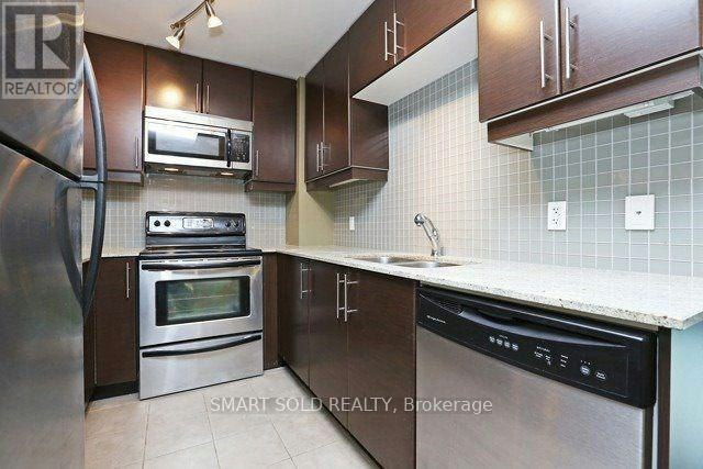 4001-16 Harbour Street, Toronto, ON, M5J 2Z7 - 4