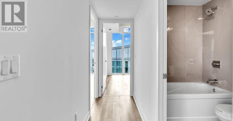 1310-45 Baseball Place, Toronto, ON, M4M 0H1 - 7