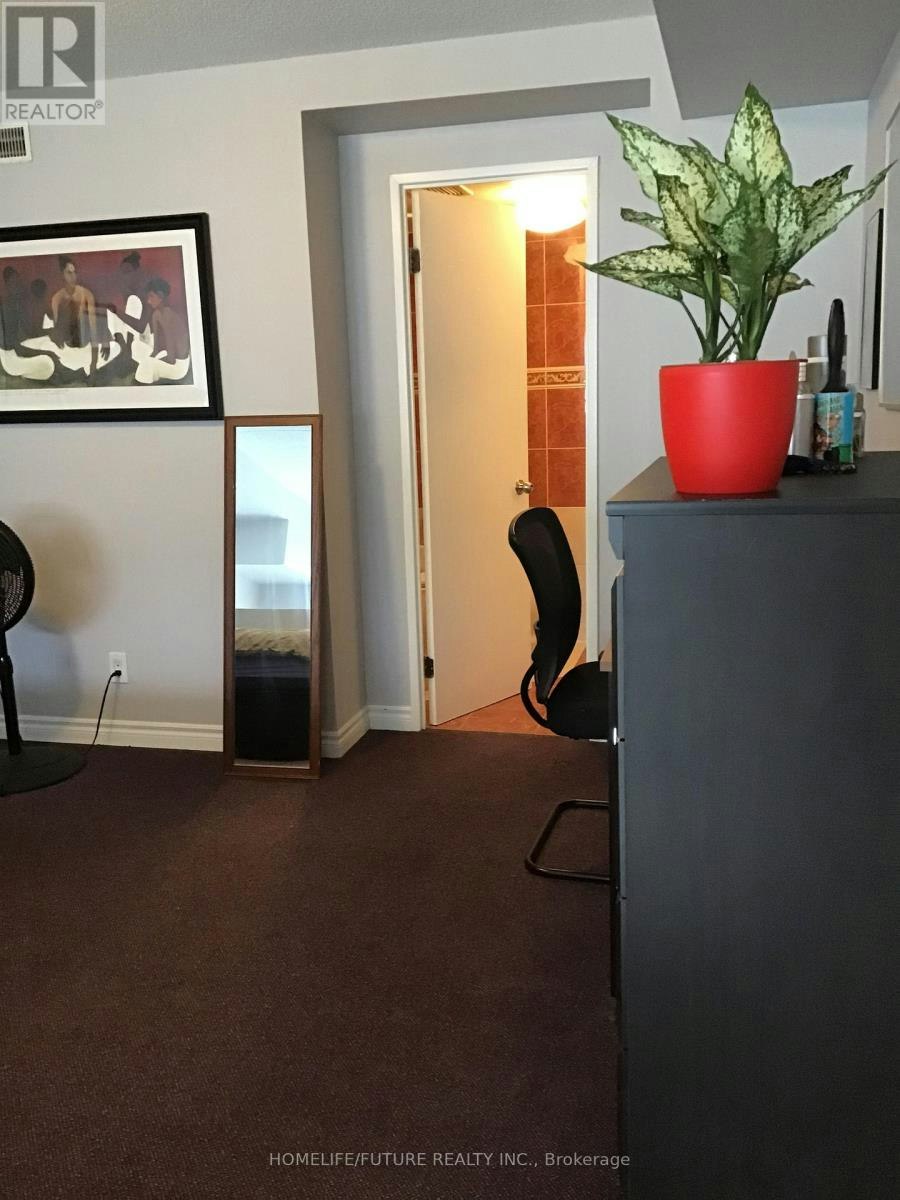 106-214 Main Street, Toronto, ON, M4E 2W1 - 7