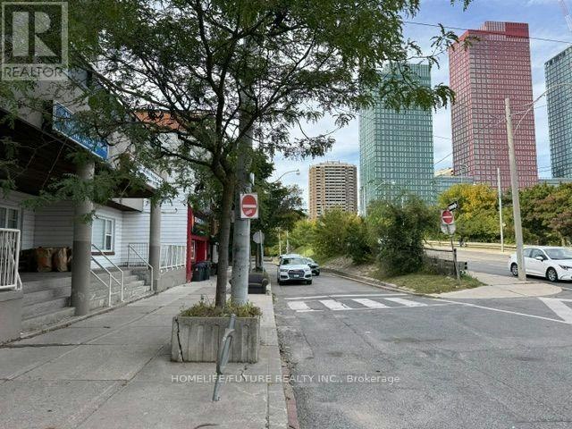 106-214 Main Street, Toronto, ON, M4E 2W1 - 24