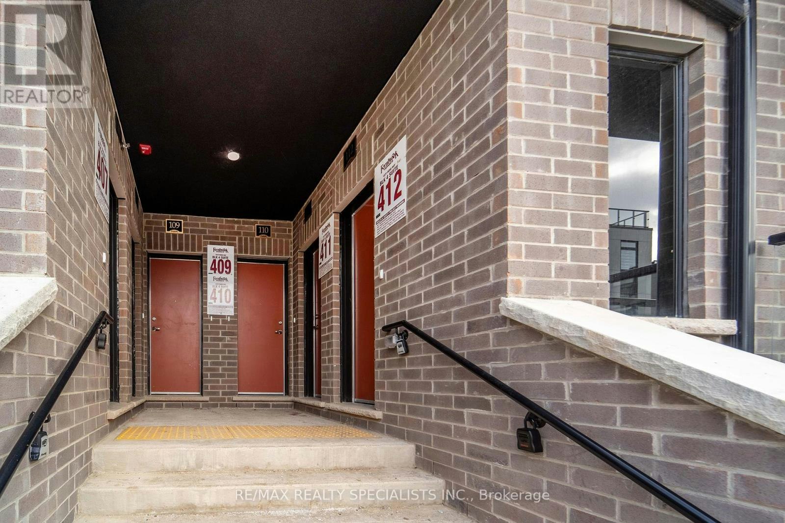 110-1577 Rose Way, Milton, ON, L9E 1N4 - 27