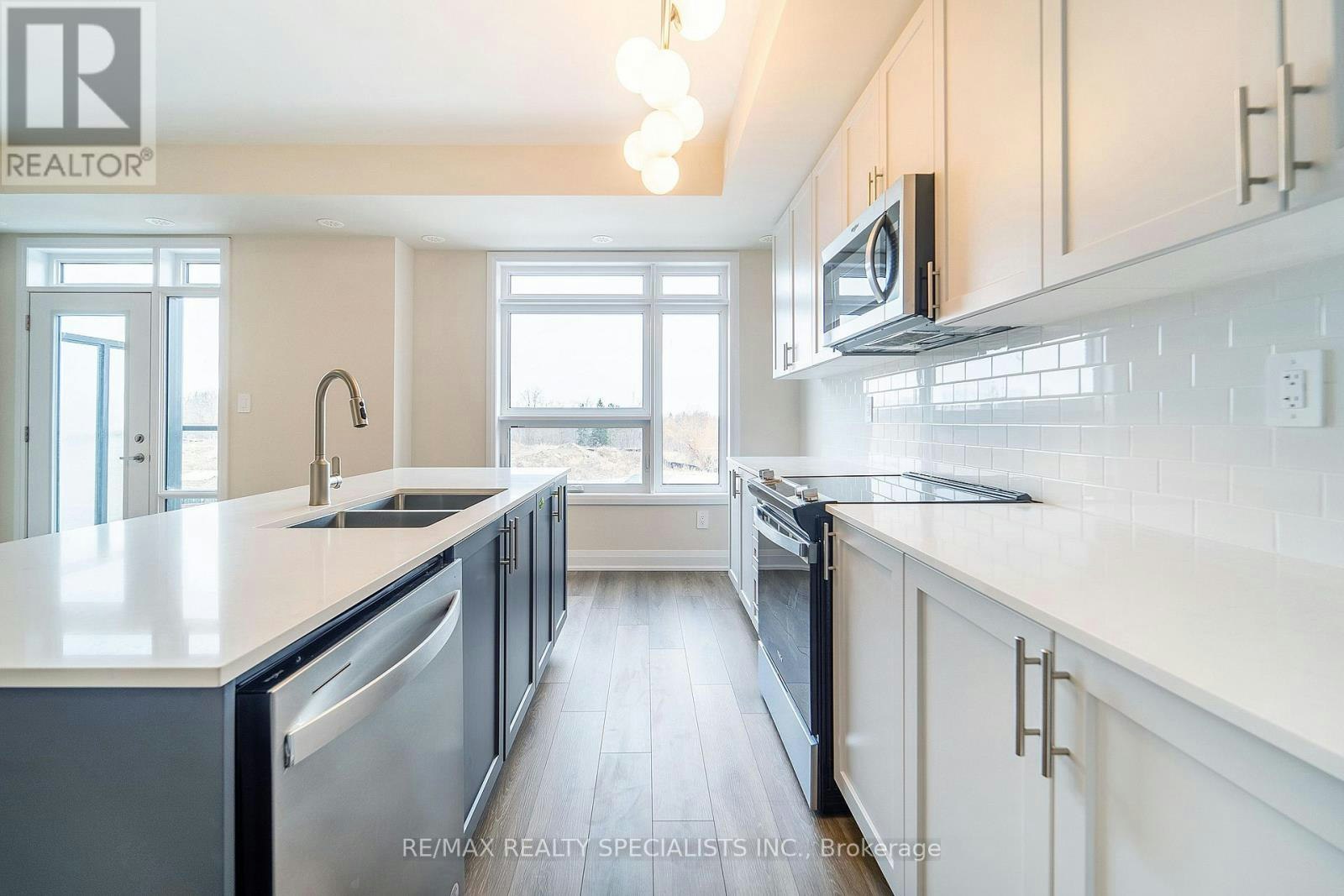 110-1577 Rose Way, Milton, ON, L9E 1N4 - 8