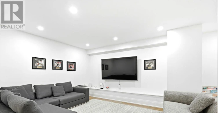 234 Pearson Avenue, Toronto, ON, M6R 1G7 - 33