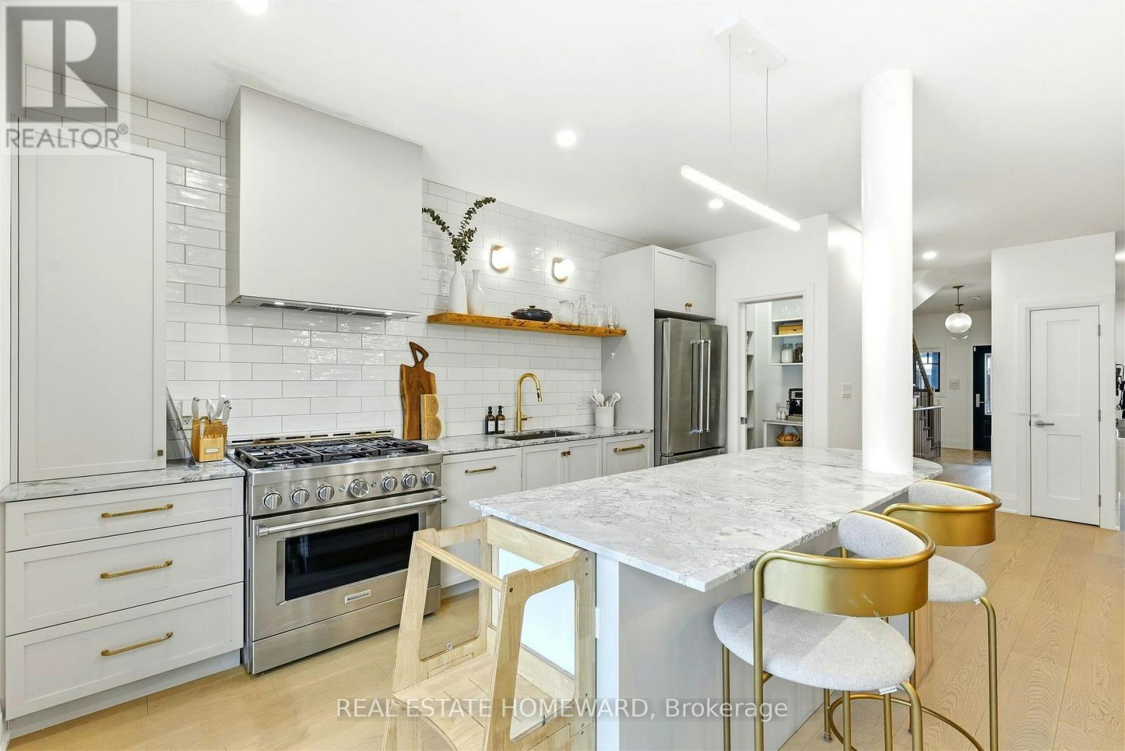 234 Pearson Avenue, Toronto, ON, M6R 1G7 - 7