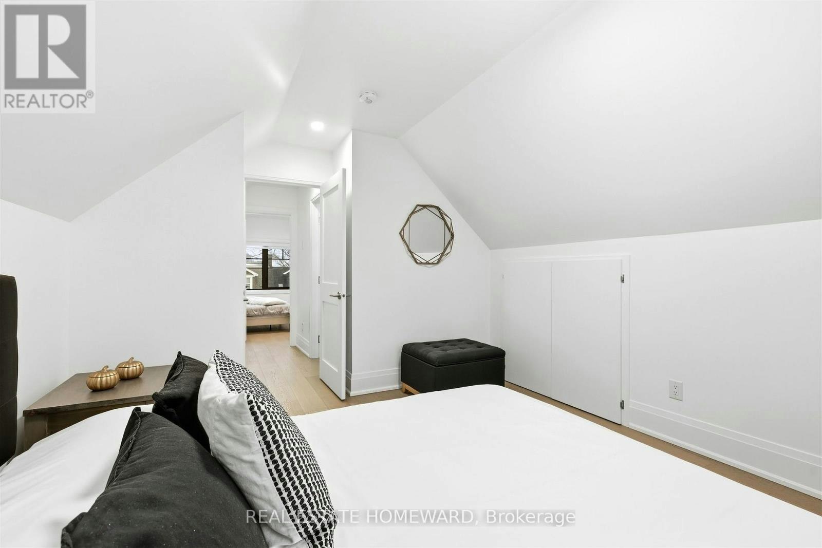234 Pearson Avenue, Toronto, ON, M6R 1G7 - 27