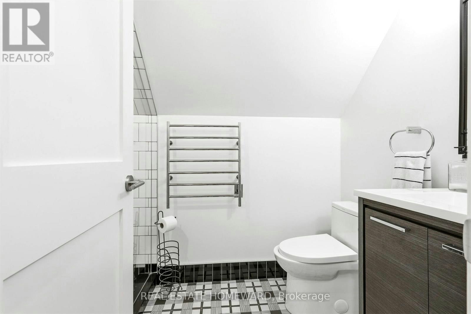 234 Pearson Avenue, Toronto, ON, M6R 1G7 - 36
