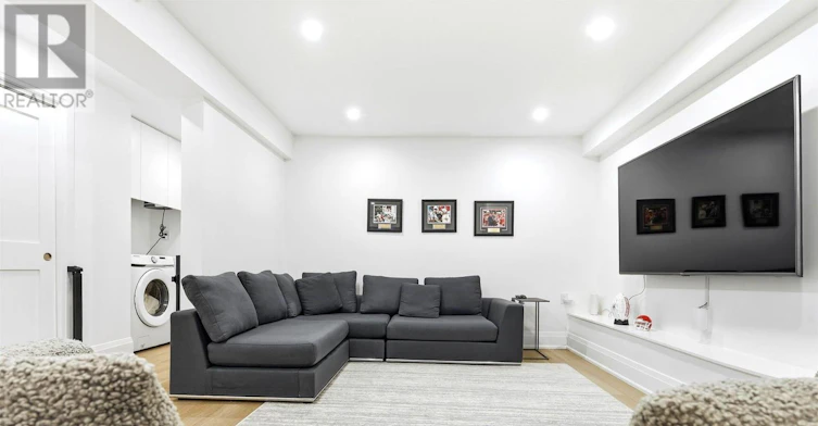 234 Pearson Avenue, Toronto, ON, M6R 1G7 - 32