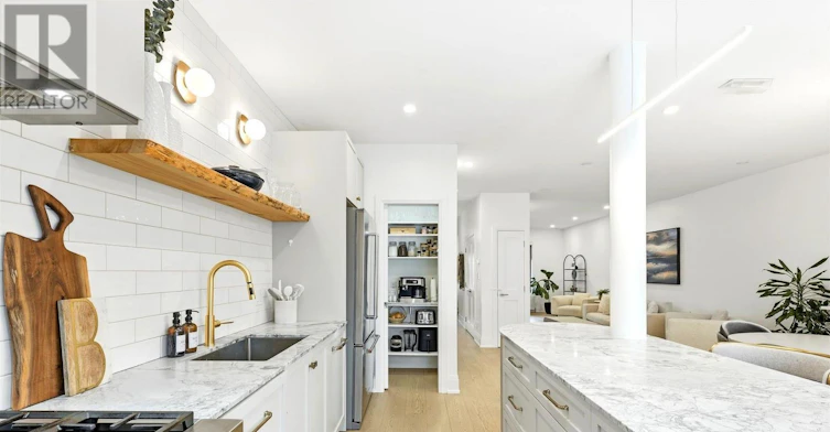 234 Pearson Avenue, Toronto, ON, M6R 1G7 - 8