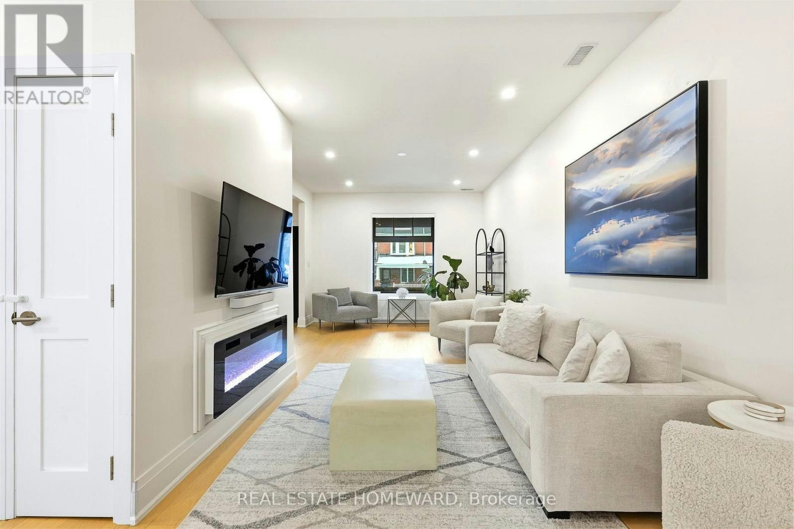 234 Pearson Avenue, Toronto, ON, M6R 1G7 - 3