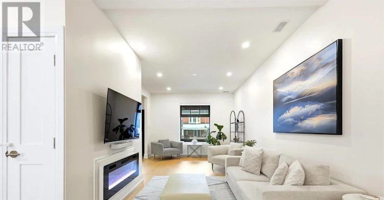234 Pearson Avenue, Toronto, ON, M6R 1G7 - 3
