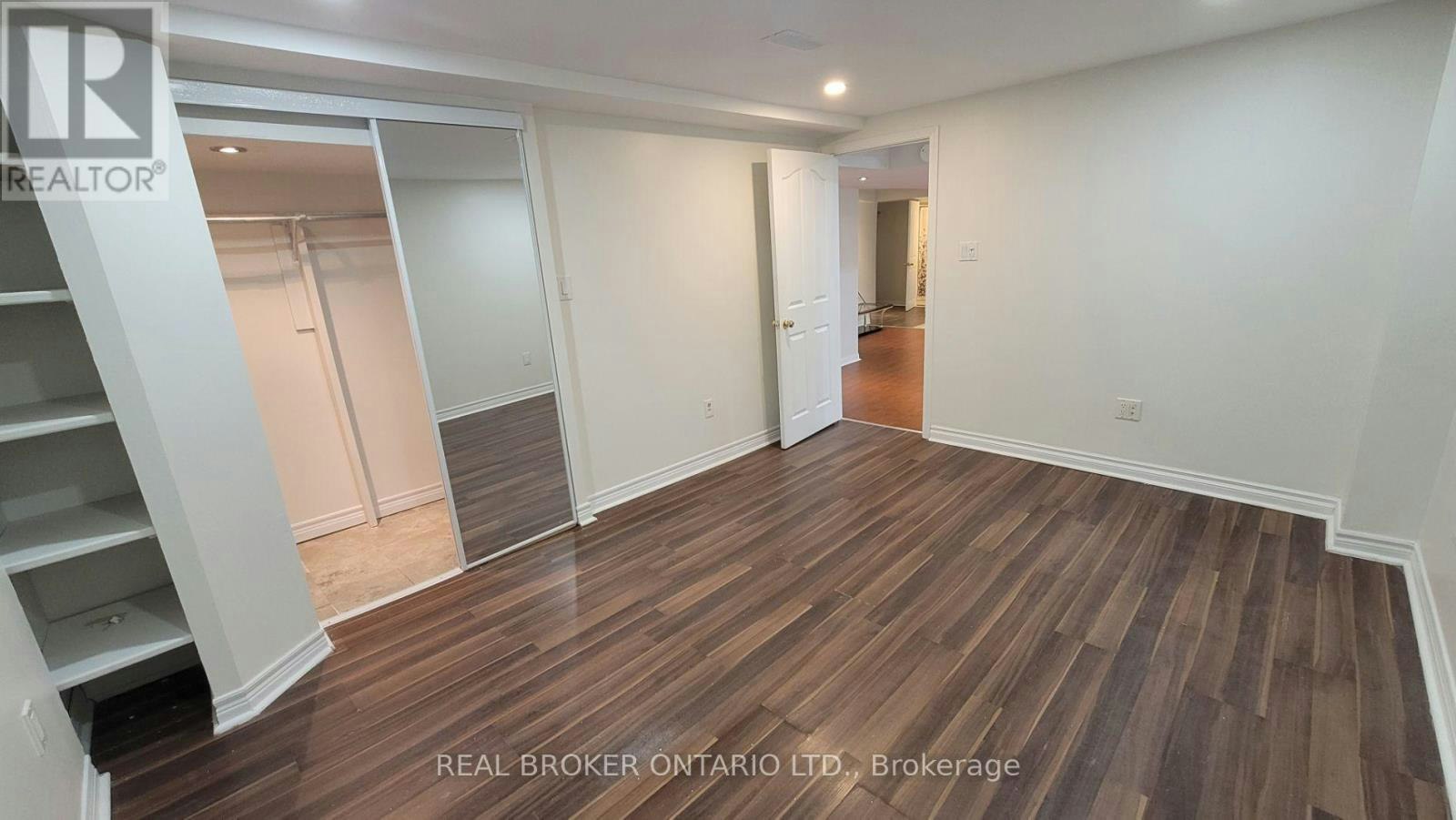 BSMT-3298 Cambourne Crescent, Mississauga, ON, L5N 5P7 - 5