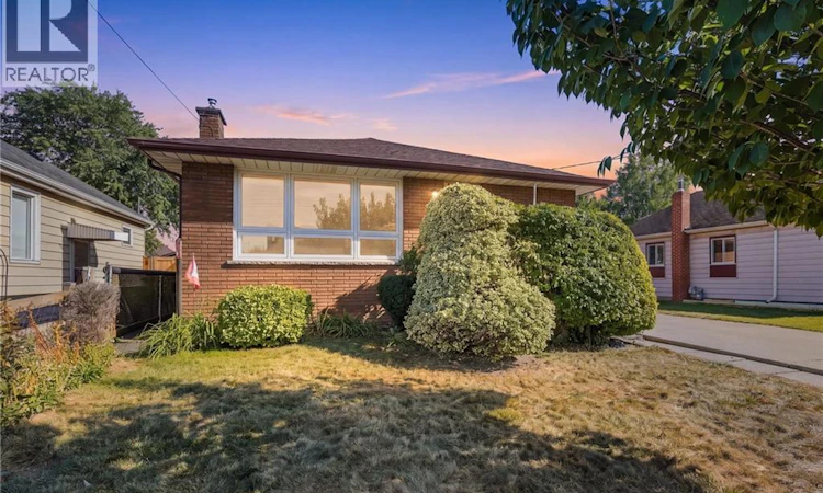 234 Normanhurst Avenue
