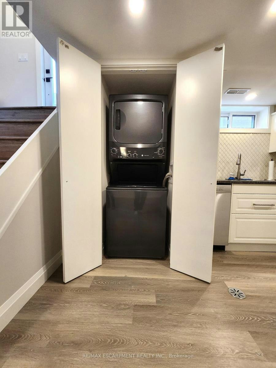 LOWER-404 Nelson Street, Brantford, ON, N3S 4E8 - 9