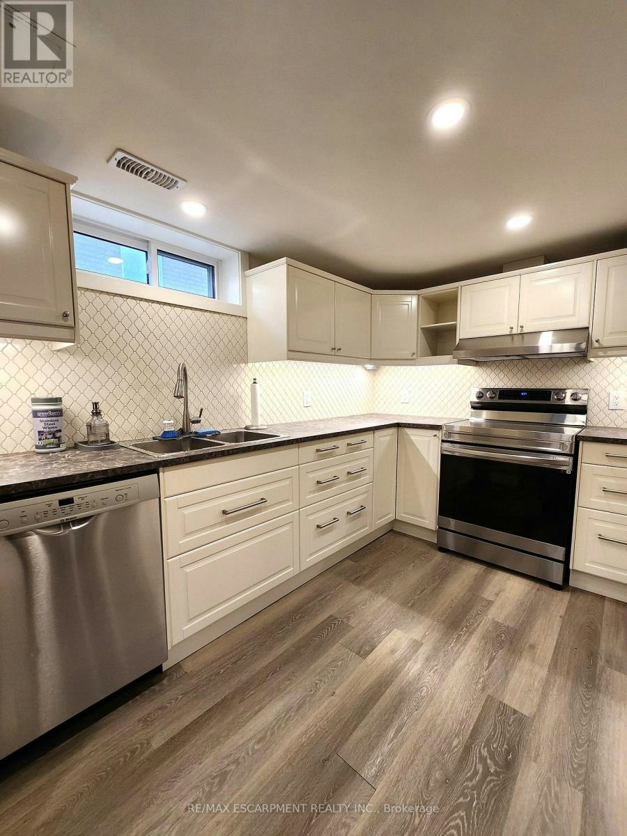 LOWER-404 Nelson Street, Brantford, ON, N3S 4E8 - 11