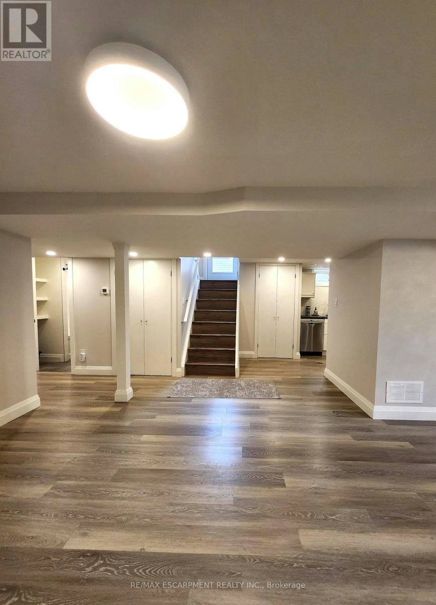 LOWER-404 Nelson Street, Brantford, ON, N3S 4E8 - 4
