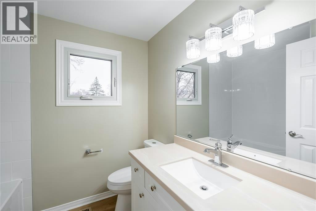 900 Everest Court, Sarnia, ON, N7T 7T6 - 14