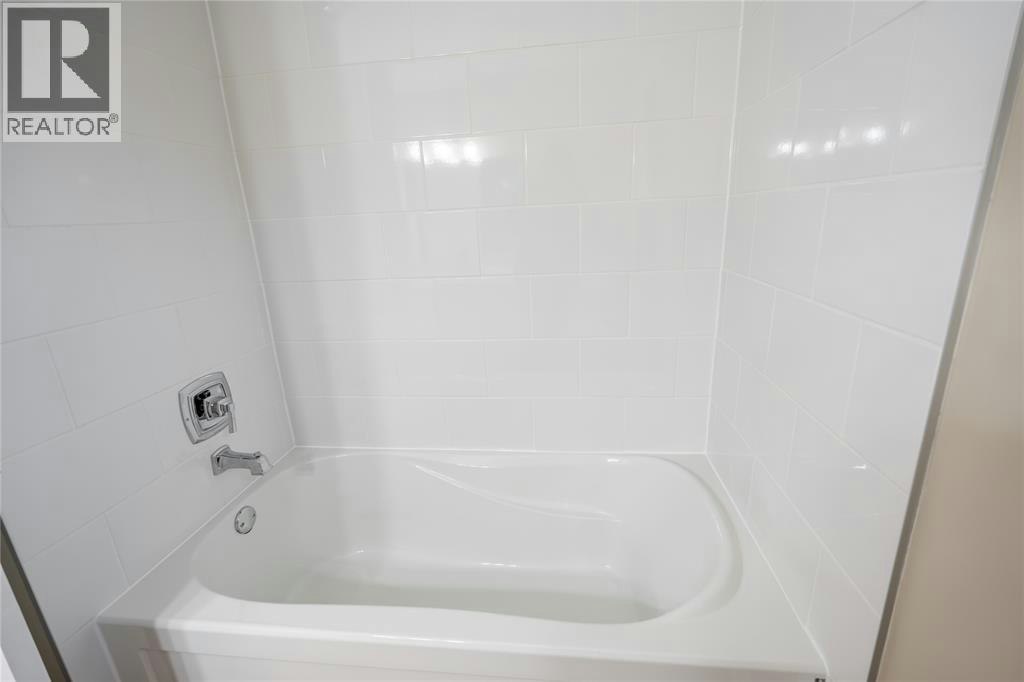 900 Everest Court, Sarnia, ON, N7T 7T6 - 15