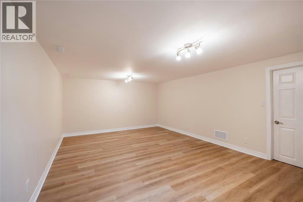900 Everest Court, Sarnia, ON, N7T 7T6 - 20