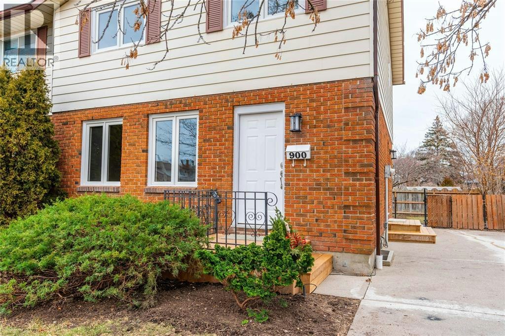 900 Everest Court, Sarnia, ON, N7T 7T6 - 2