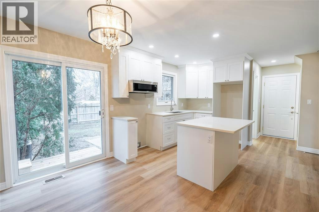 900 Everest Court, Sarnia, ON, N7T 7T6 - 7