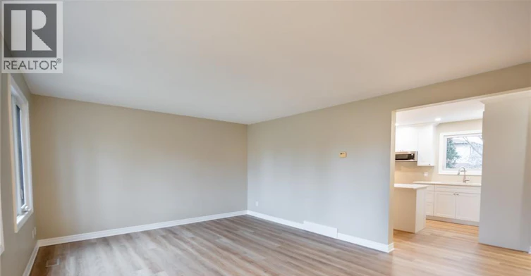 900 Everest Court, Sarnia, ON, N7T 7T6 - 3