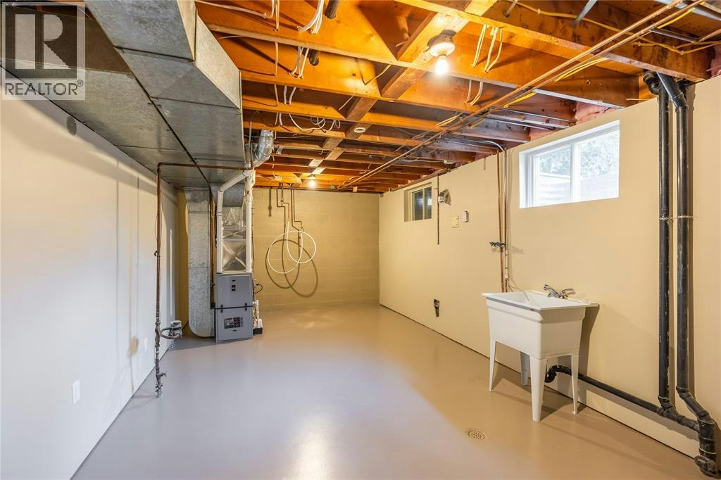 900 Everest Court, Sarnia, ON, N7T 7T6 - 23