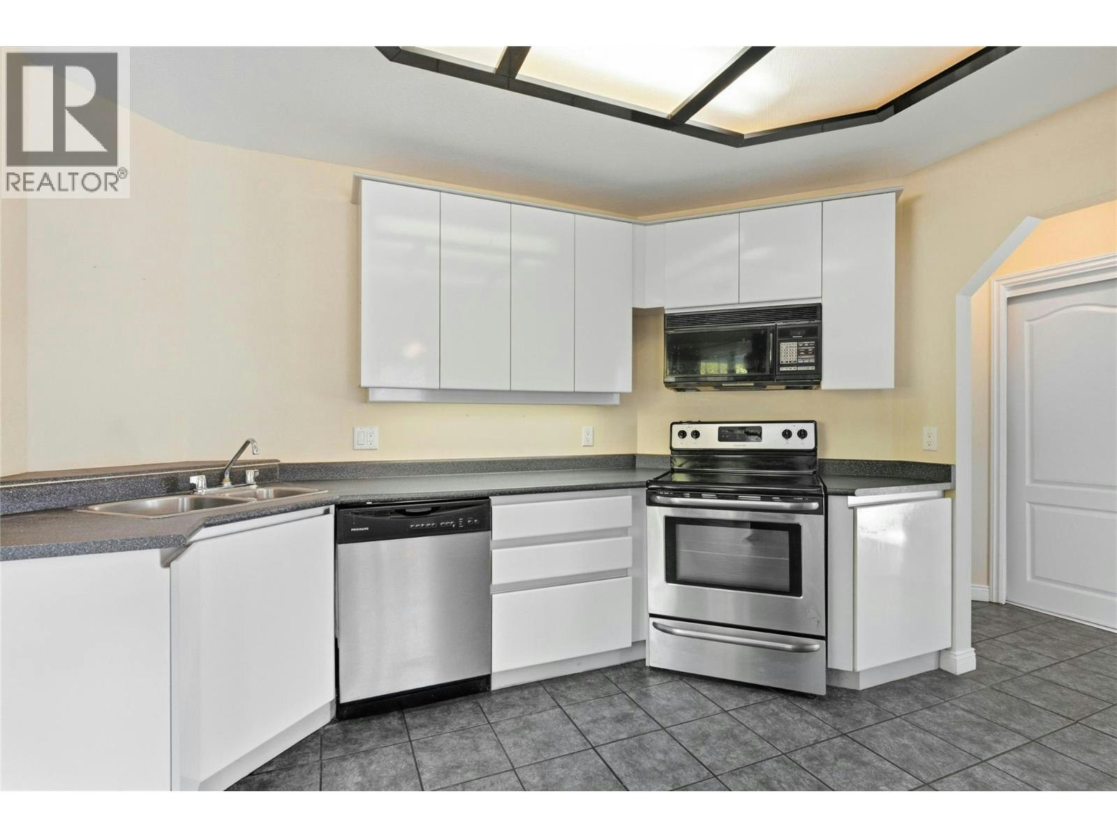 1398/1400 Semlin Drive, Cache Creek, BC, V0K 1H0 - 30