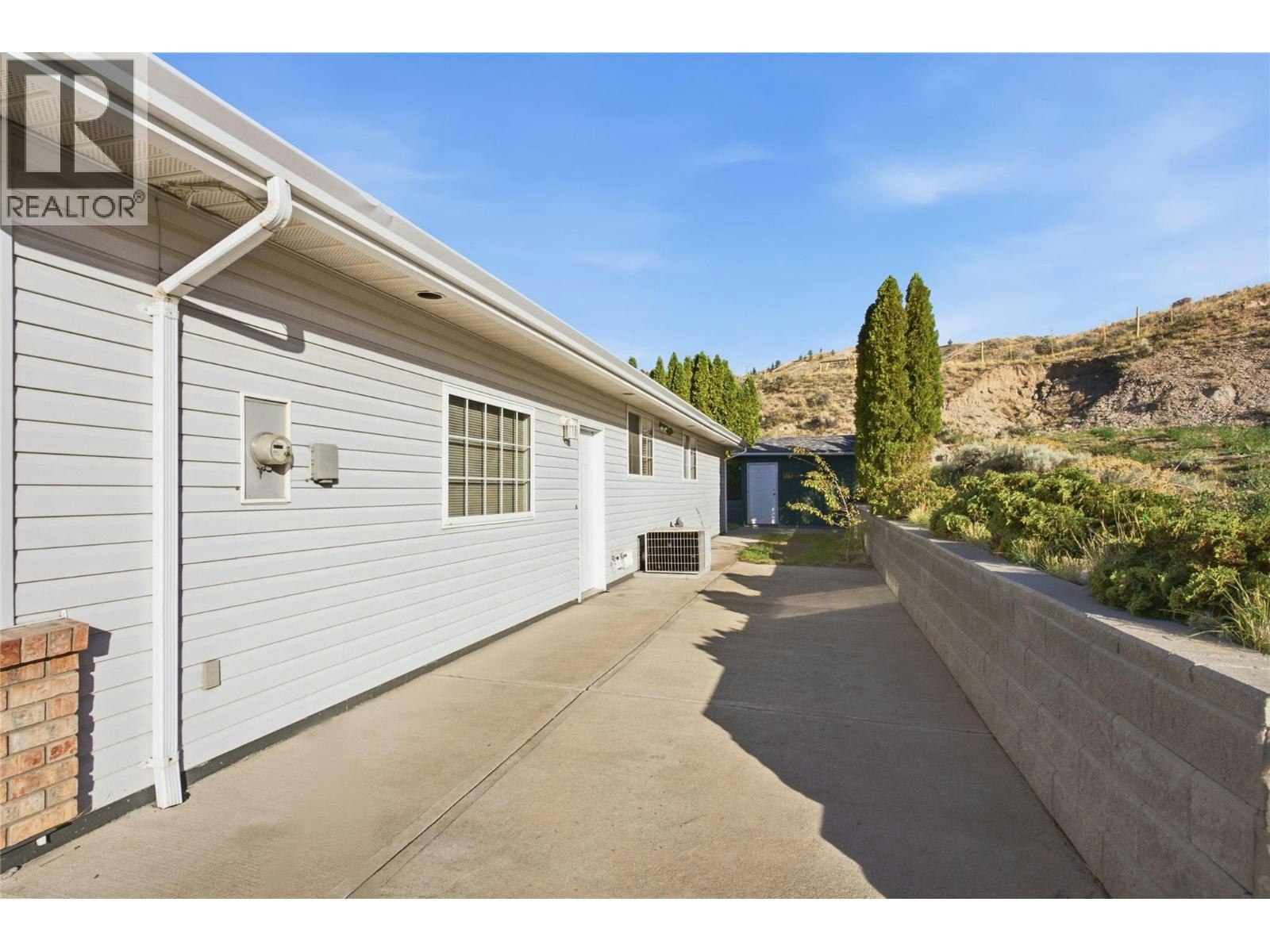 1398/1400 Semlin Drive, Cache Creek, BC, V0K 1H0 - 11