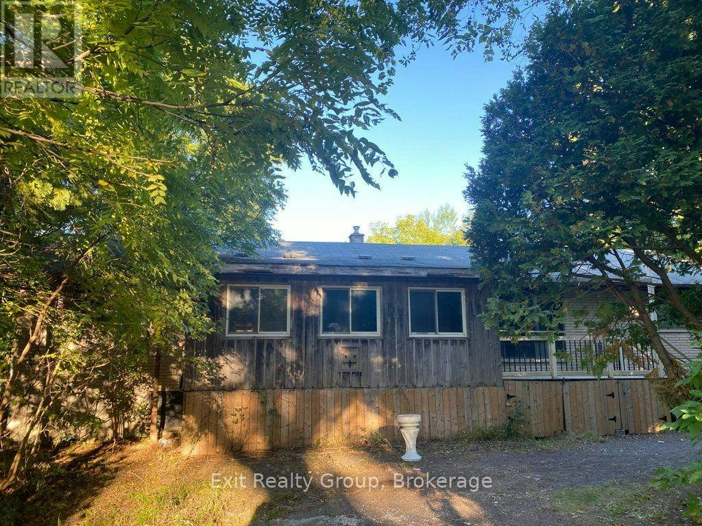 553 Murray Street, Quinte West, ON, K8V 5P4