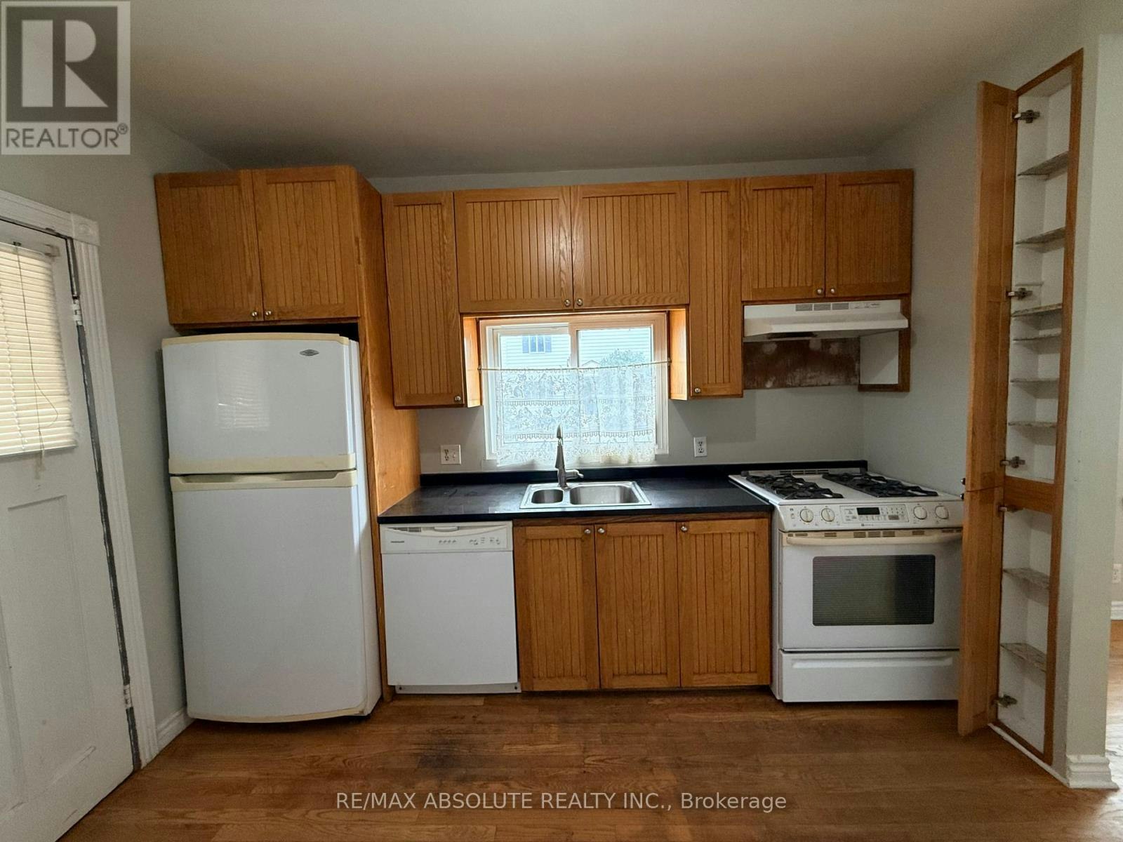 222 Ste Monique Street, Ottawa, ON, K1L 7P8 - 5