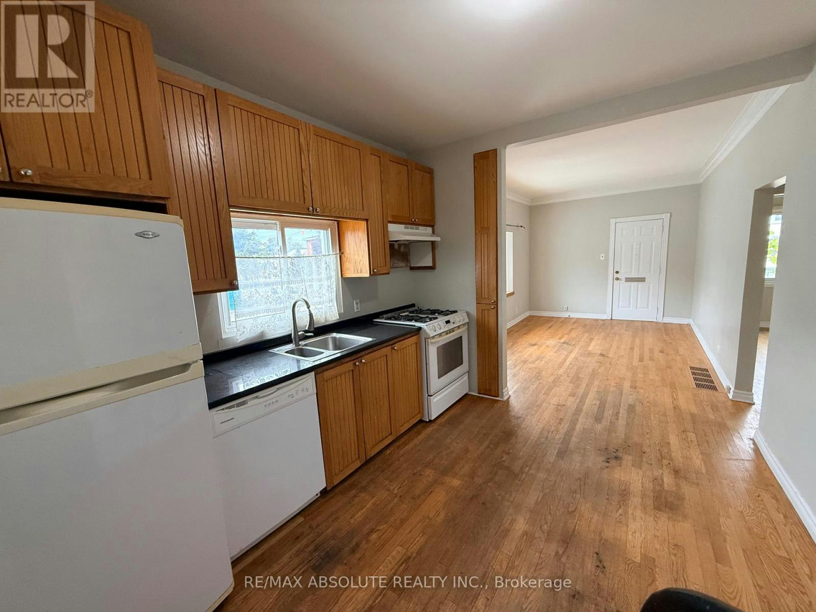 222 Ste Monique Street, Ottawa, ON, K1L 7P8 - 4