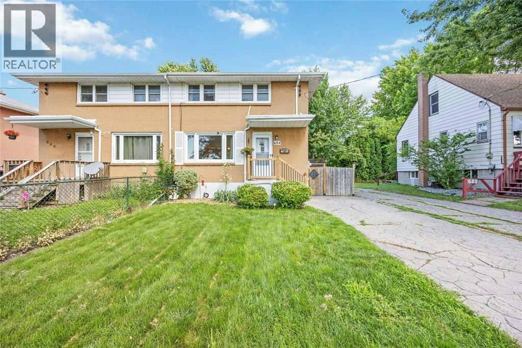 684 Kember Avenue, Sarnia, ON, N7S 2T1