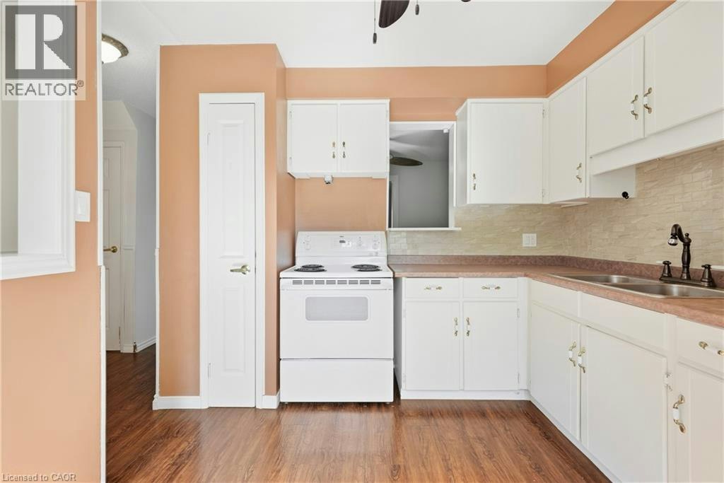 1-75 Ventura Drive, St. Catharines, ON, L2R 7J7 - 3