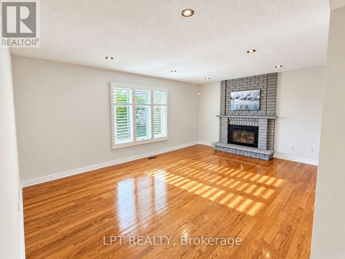 37 Laser Court, Richmond Hill, ON, L4B 1S1 - 13