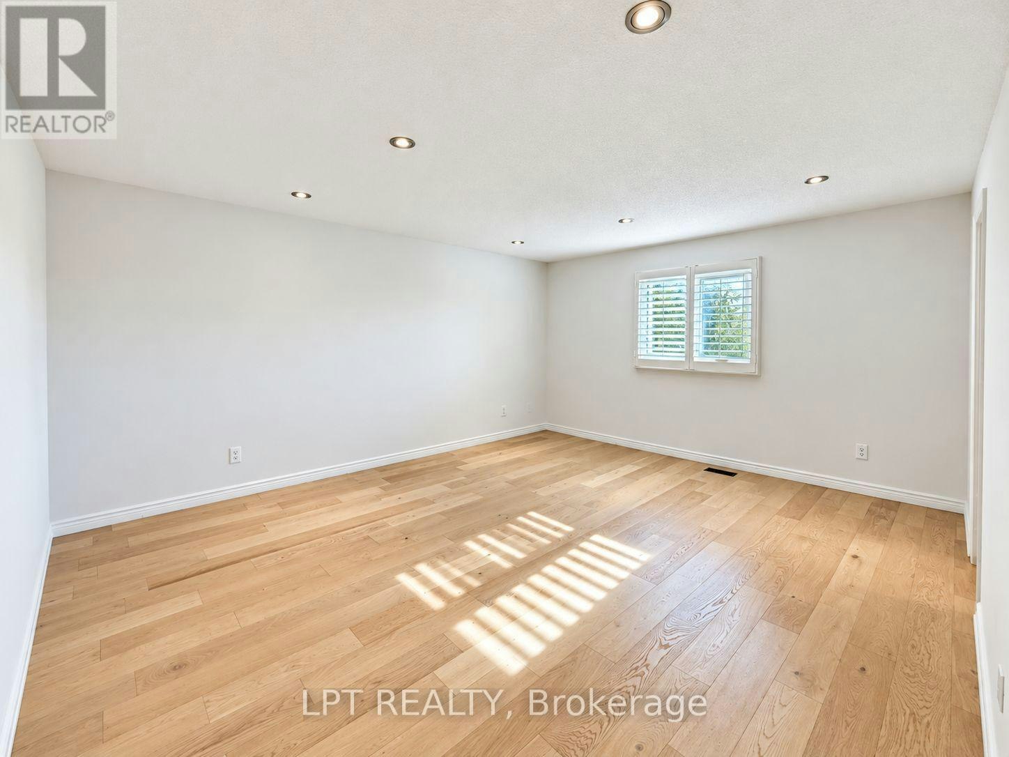 37 Laser Court, Richmond Hill, ON, L4B 1S1 - 25
