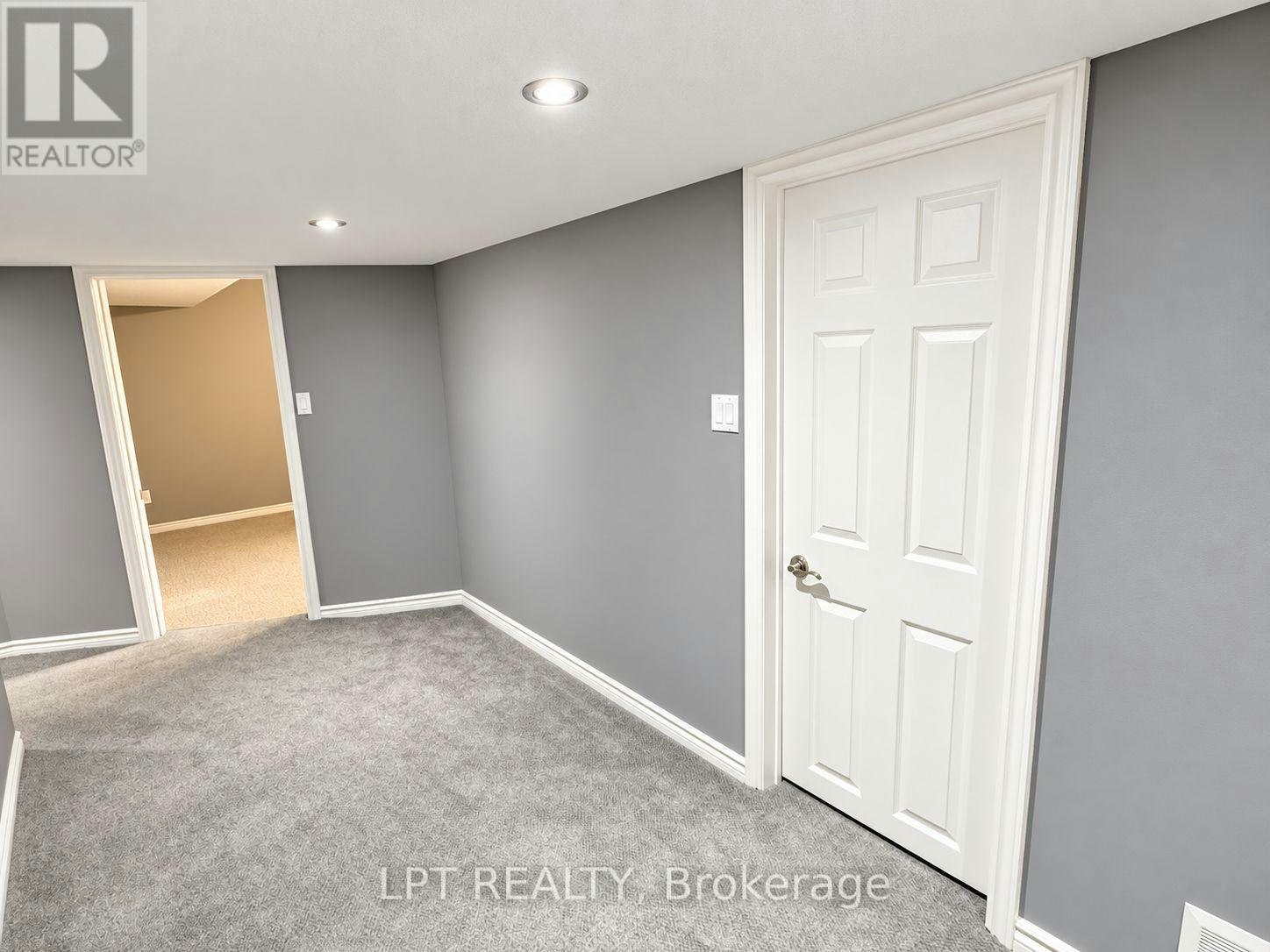 37 Laser Court, Richmond Hill, ON, L4B 1S1 - 34