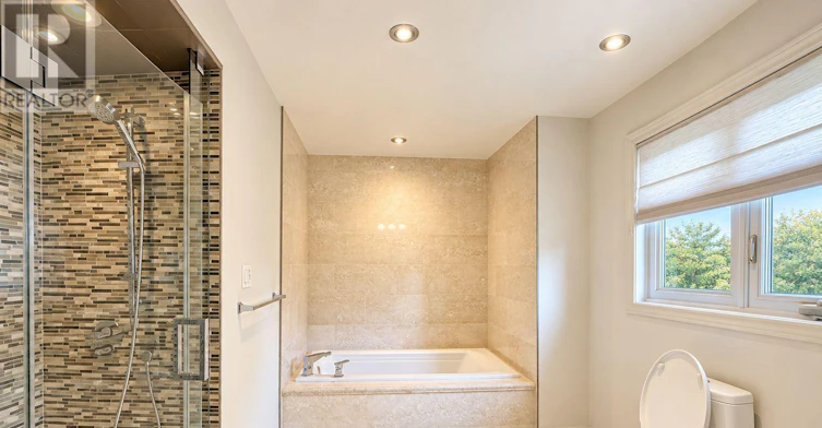 37 Laser Court, Richmond Hill, ON, L4B 1S1 - 19