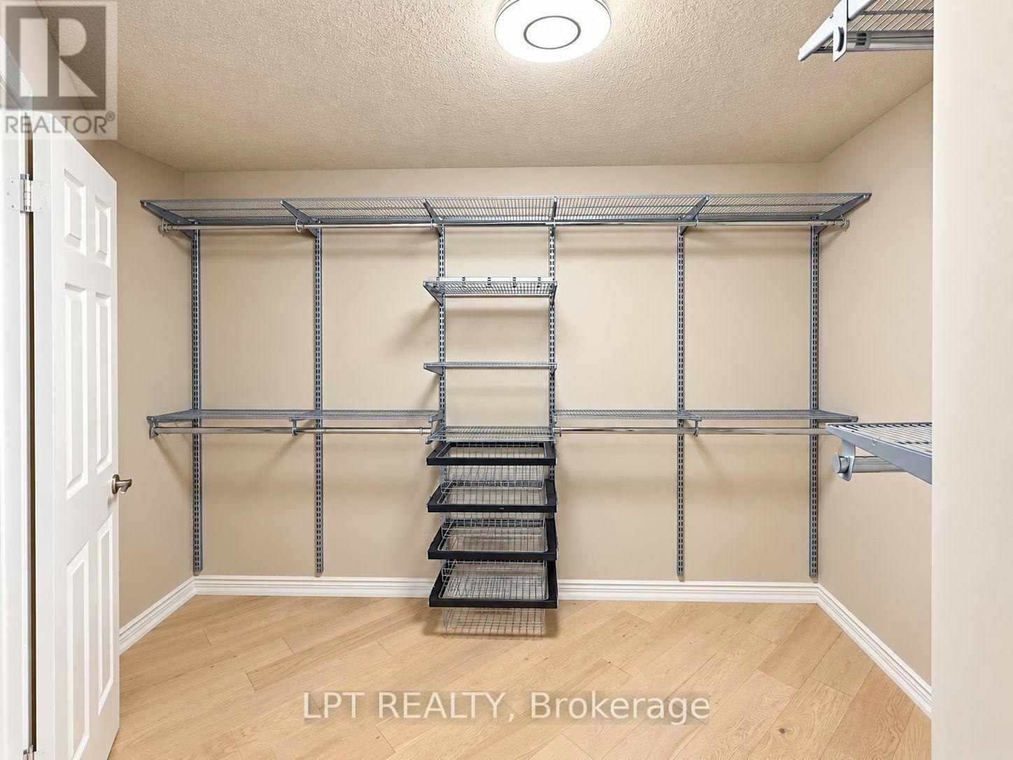 37 Laser Court, Richmond Hill, ON, L4B 1S1 - 20