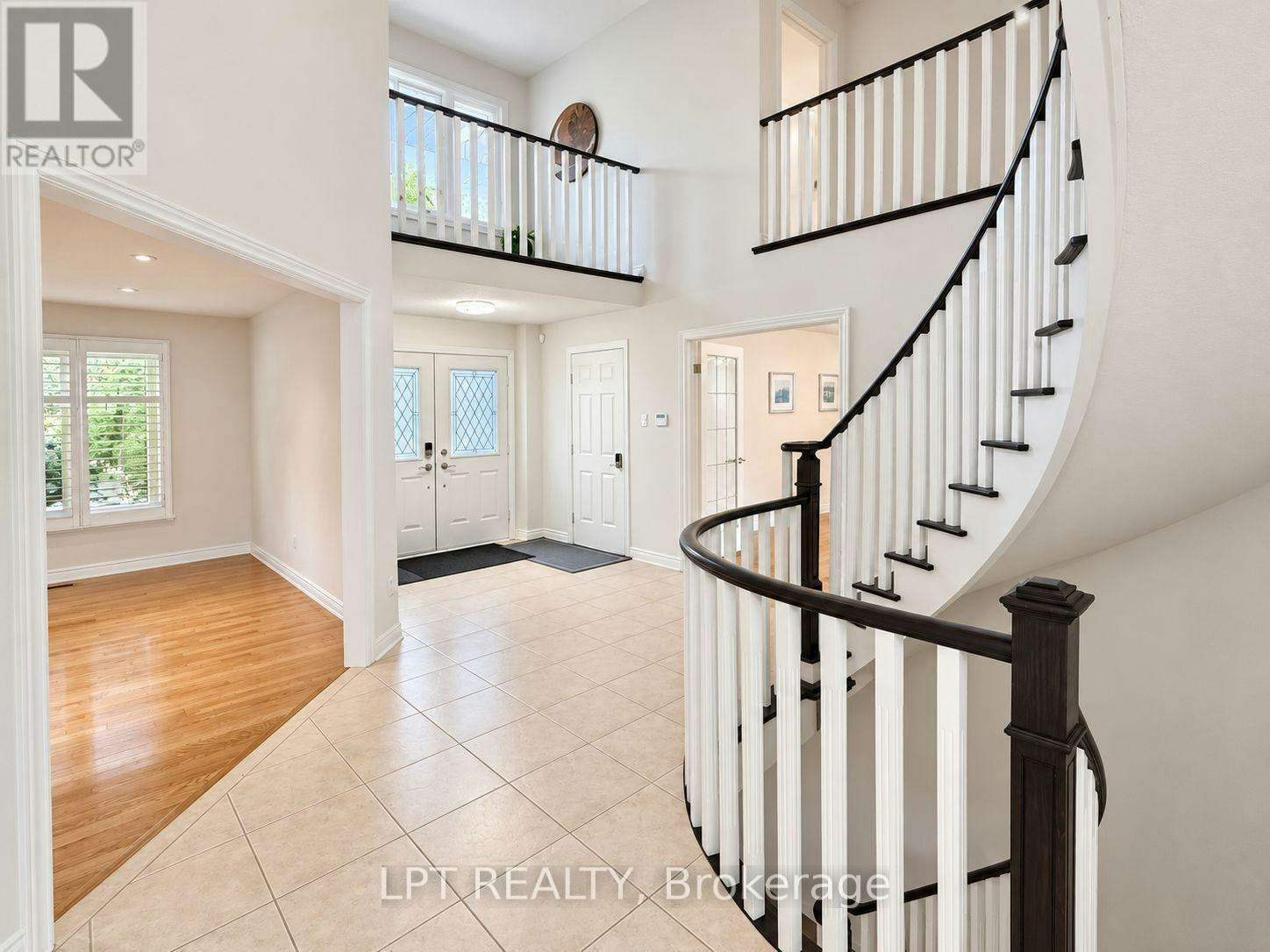 37 Laser Court, Richmond Hill, ON, L4B 1S1 - 15