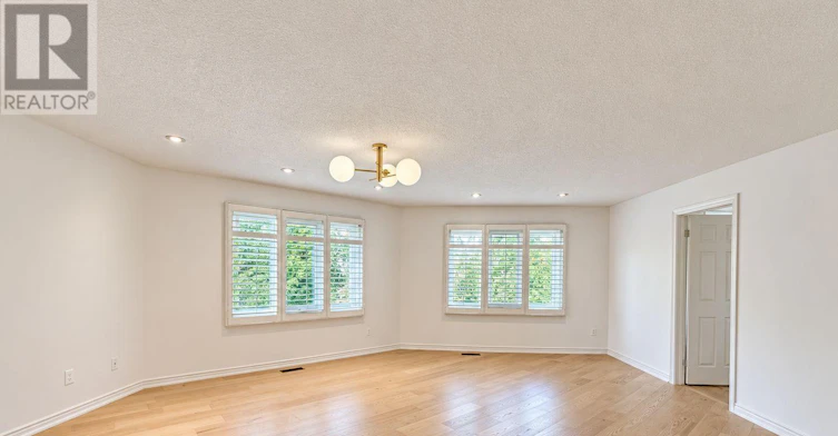 37 Laser Court, Richmond Hill, ON, L4B 1S1 - 17