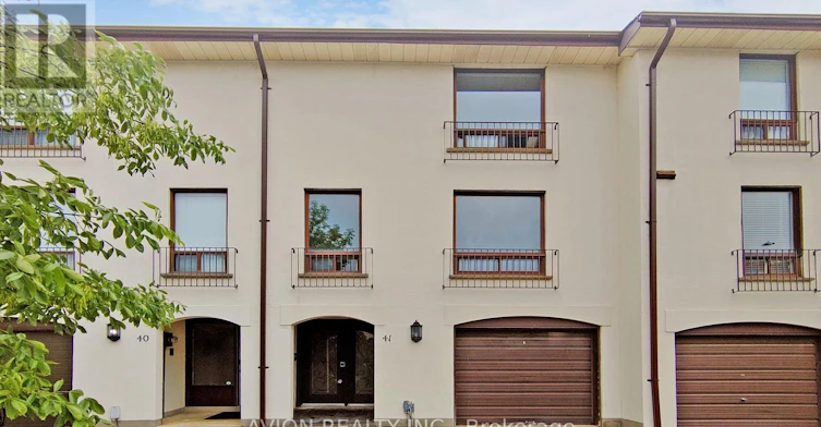41-6679 Shelter Bay Road, Mississauga, ON, L5N 2A2