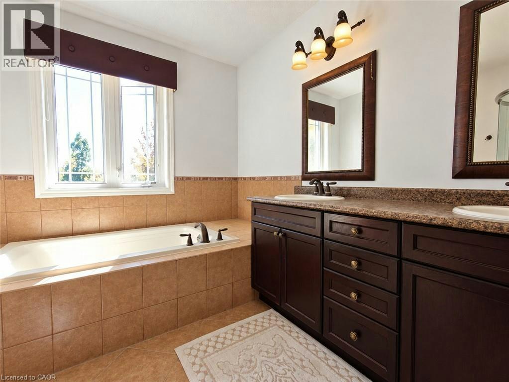 26 Wilkie Crescent, Guelph, ON, N1L 0B1 - 12
