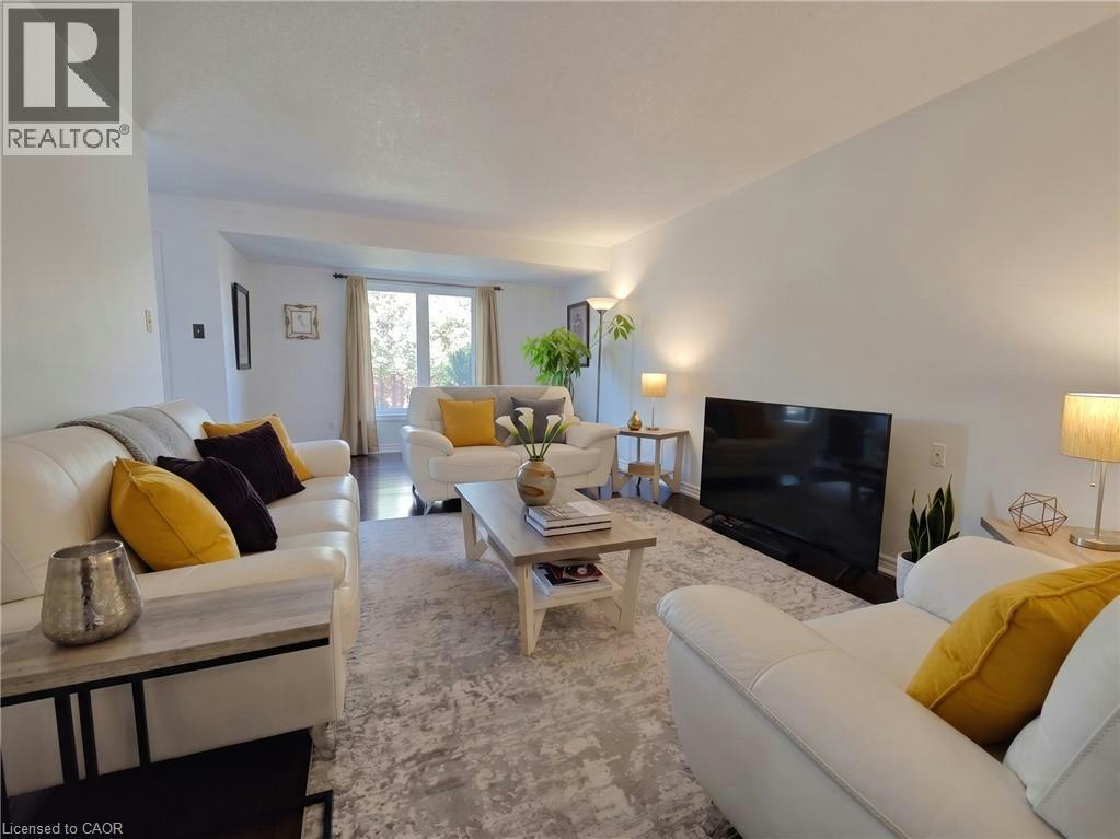 26 Wilkie Crescent, Guelph, ON, N1L 0B1 - 4