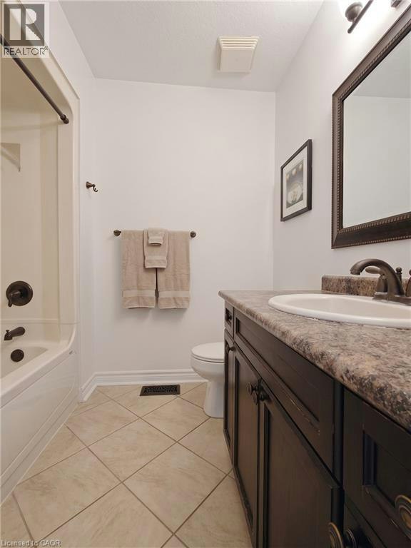 26 Wilkie Crescent, Guelph, ON, N1L 0B1 - 18