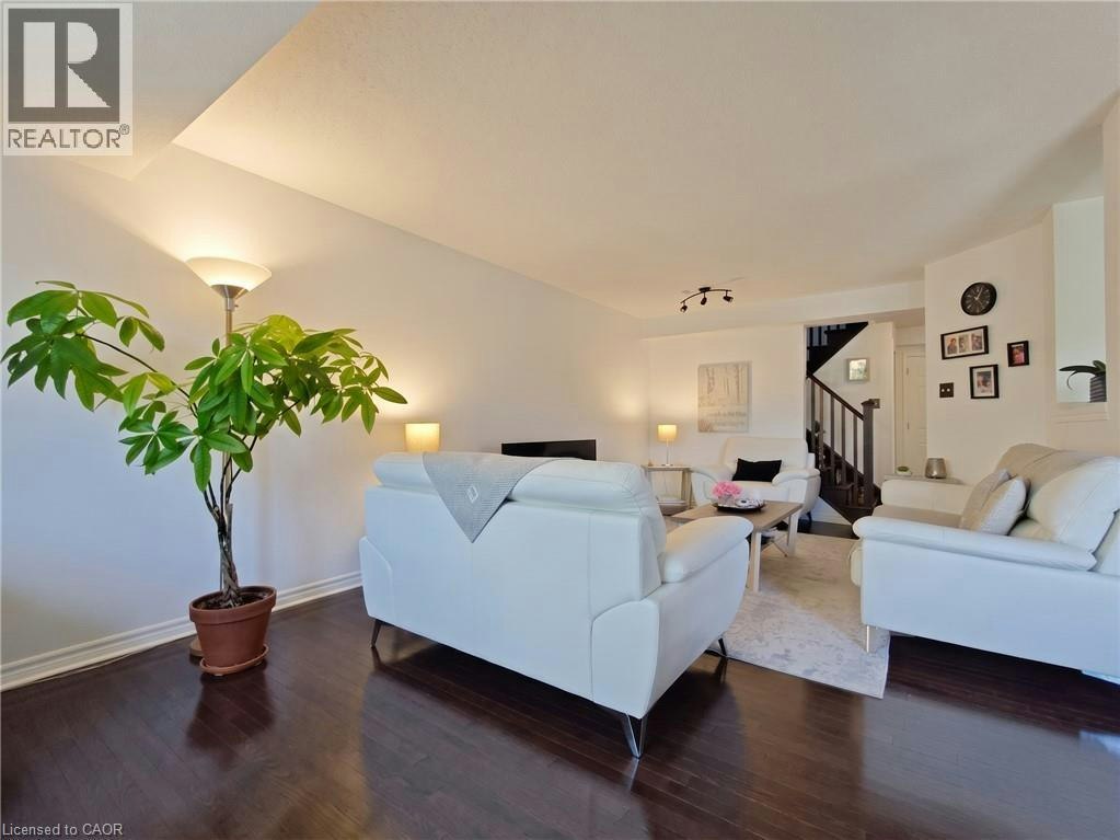 26 Wilkie Crescent, Guelph, ON, N1L 0B1 - 5